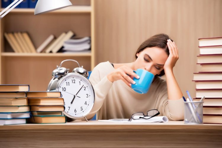 Bệnh Mất ngủ: Nguyên nhân, biến chứng và cách điều trị