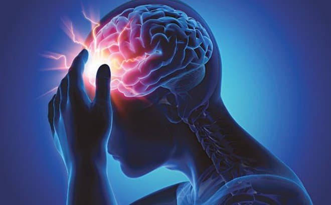 10 dấu hiệu tai biến ai cũng cần biết để xử lý kịp thời