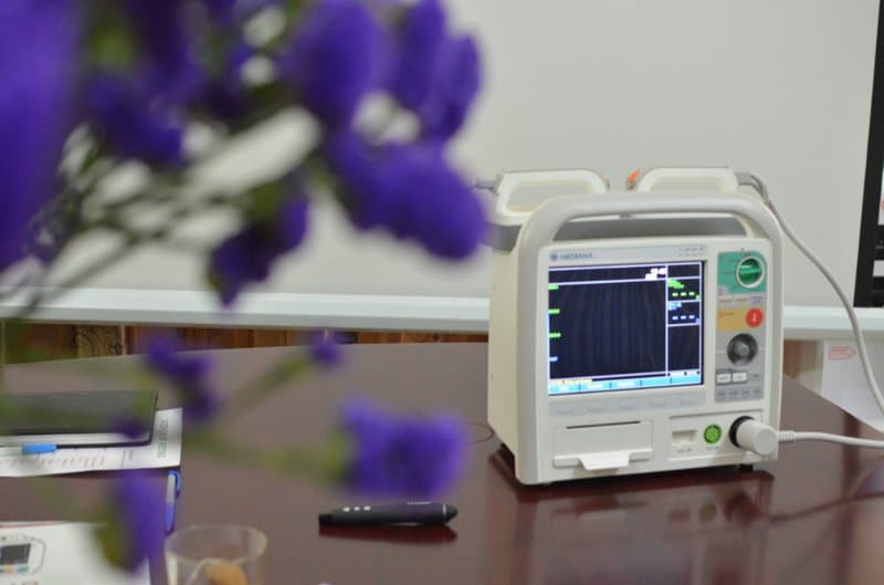 Sử dụng máy tạo nhịp phá rung trong điều trị suy tim giai đoạn 3