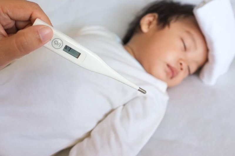 Tay chân miệng là bệnh gì? Cách Chăm sóc và Phòng ngừa bệnh tay chân miệng ở trẻ nhỏ