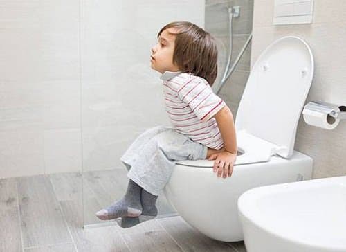 Táo bón cơ năng là gì? Điều trị và phòng tránh