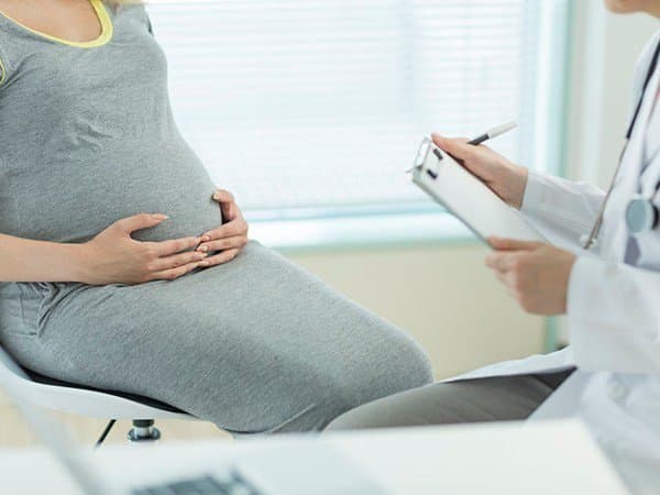 Phụ nữ đã tiêm vắc xin viêm gan B trước có cần sàng lọc HBV trong thai kỳ?