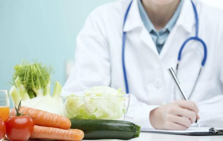 Nội soi đại tràng xong nên ăn gì để hồi phục sức khỏe
