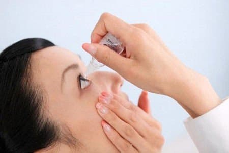 Các phương pháp điều trị cận thị: Mổ, đeo kính OrthoK