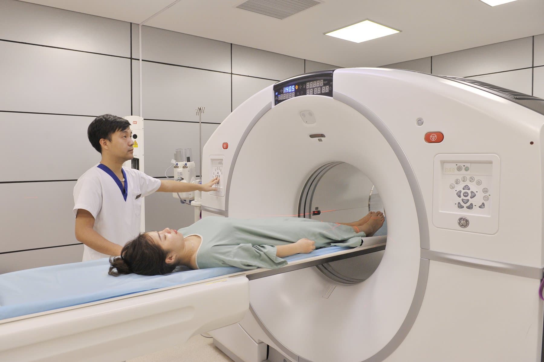 Chụp xạ hình xương: Chỉ định, quy trình