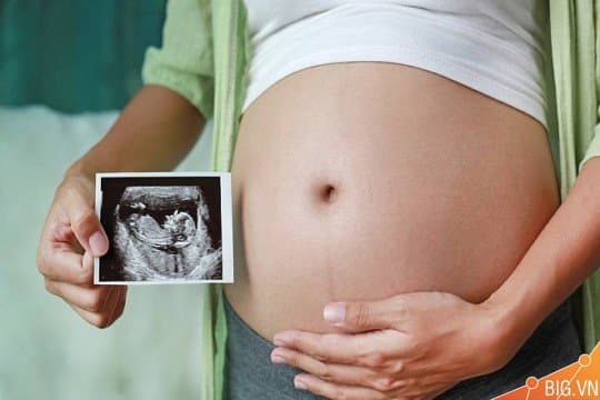 Cách phòng ngừa mẹ bầu bị thiểu ối