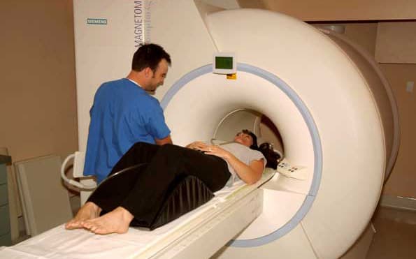 Cần chuẩn bị gì trước khi chụp MRI vú?