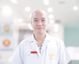 Đinh Hùng Vĩ