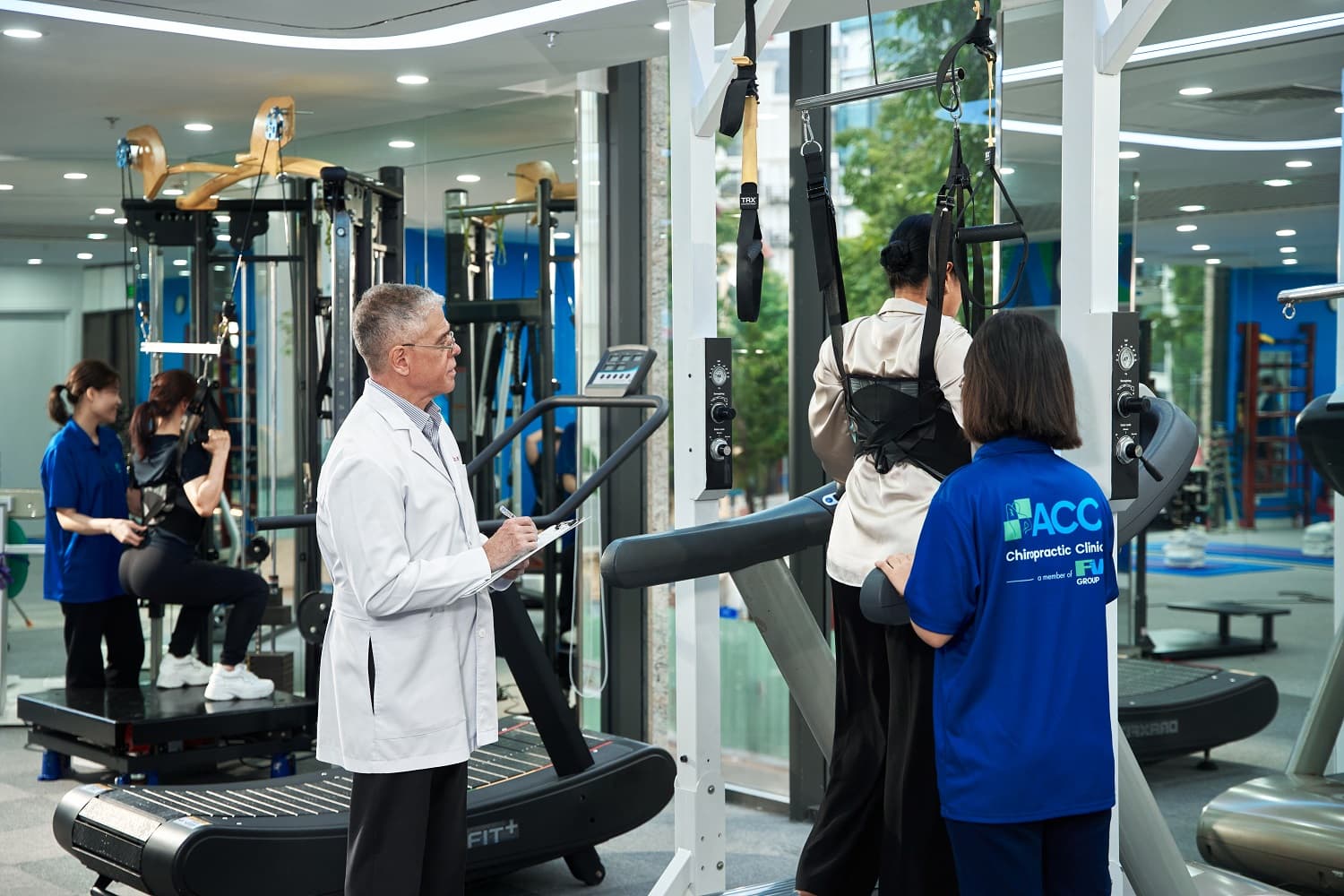 Sau đột quỵ, nên bắt đầu tập phục hồi chức năng khi nào? Cơ sở phục hồi chức năng uy tín ở Hà Nội