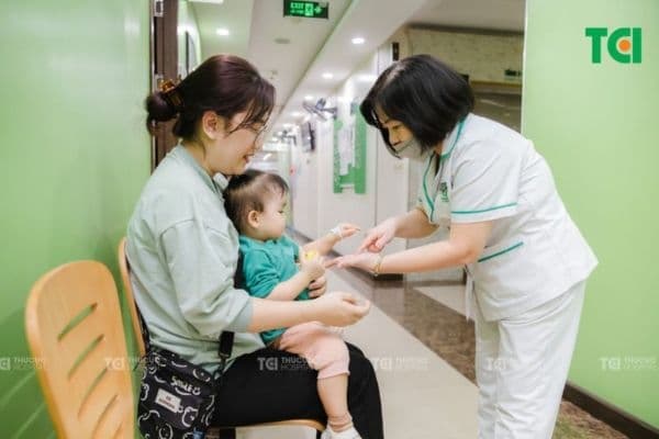 Khoa Nhi – Chăm sóc toàn diện cho trẻ em tại Hệ thống Y tế Thu Cúc TCI