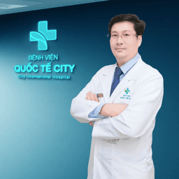Nguyễn Mạnh Hùng