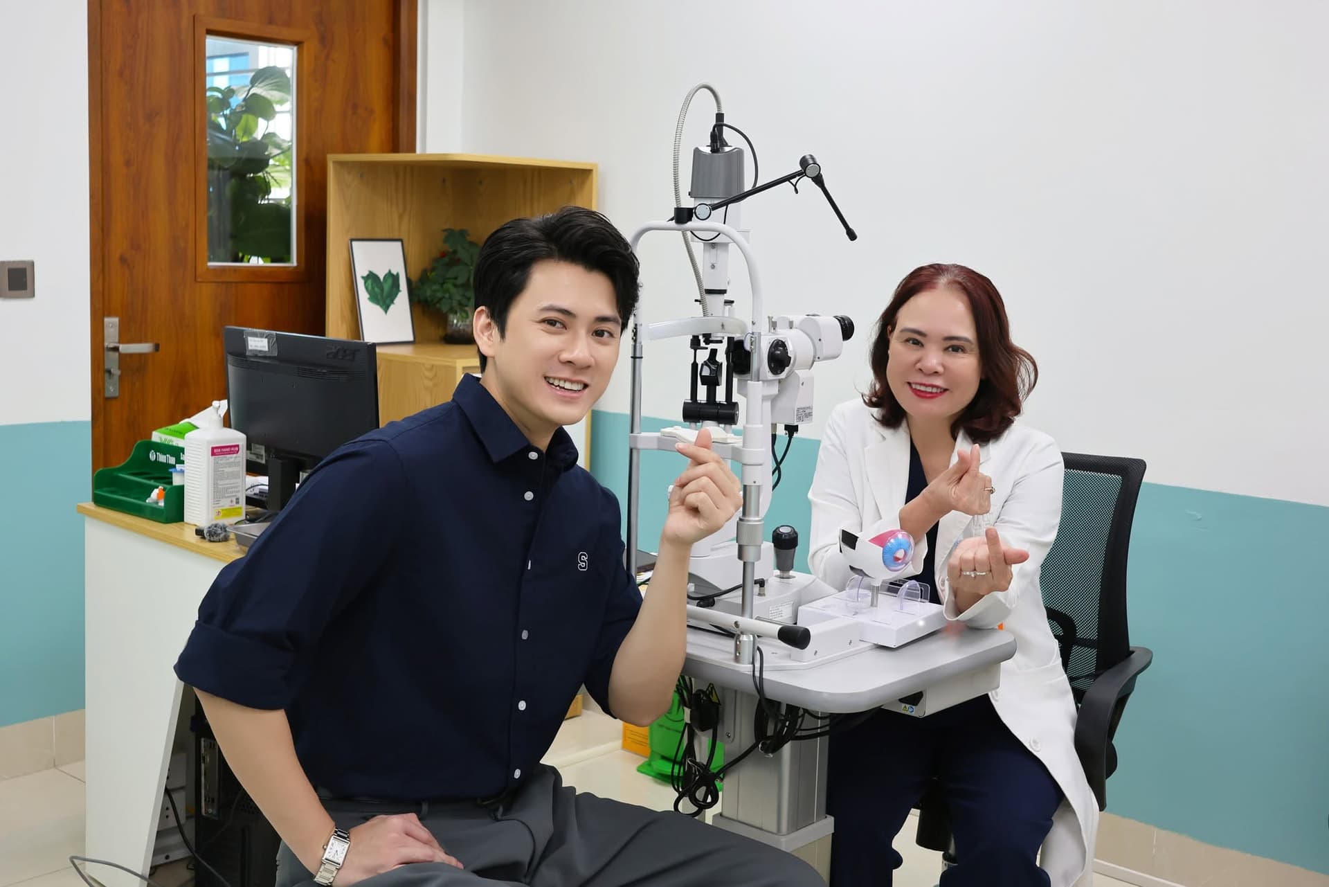 Top 4 phương pháp xóa cận đang có ưu đãi lớn tại Bệnh viện Mắt Ánh Sáng