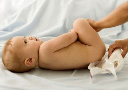 Nứt kẽ hậu môn ở trẻ là gì? nguyên nhân và cách điều trị