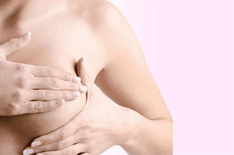 Cách nhận diện sớm dấu hiệu ung thư vú bằng nhìn - sờ - nắn