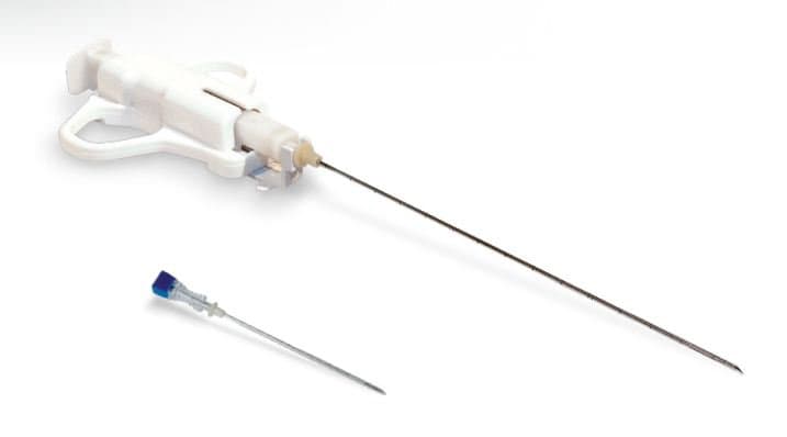 Chẩn đoán chính xác ung thư vú bằng phương pháp sinh thiết bằng kim hút chân không