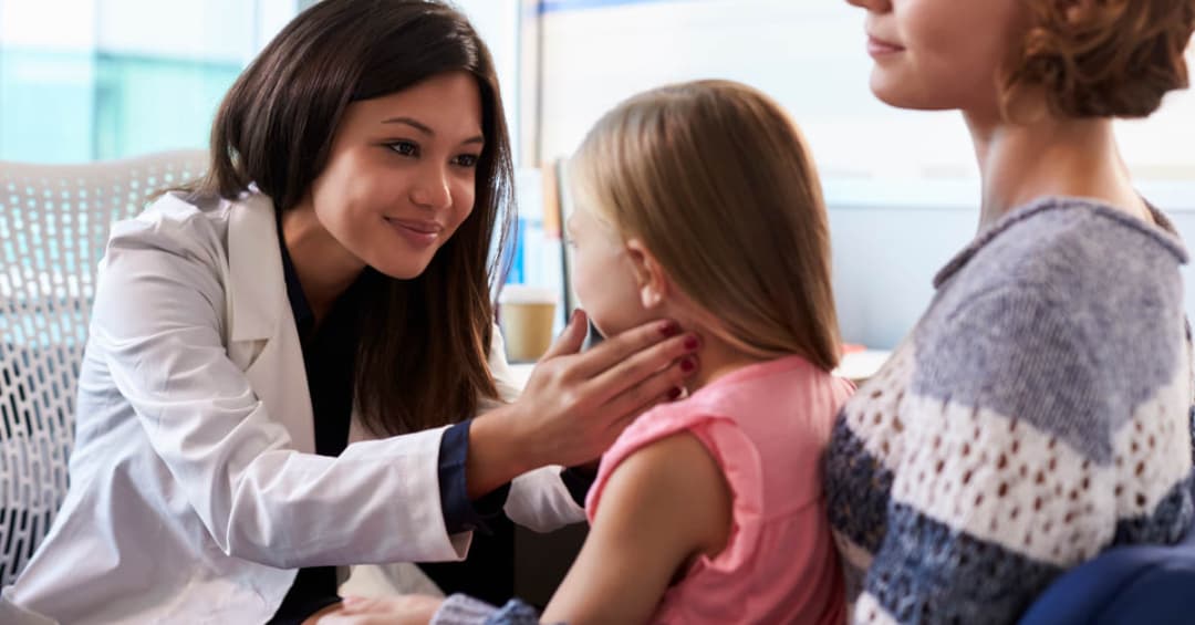 6 bác sĩ hàng đầu điều trị viêm phế quản cho trẻ em tại Hà Nội