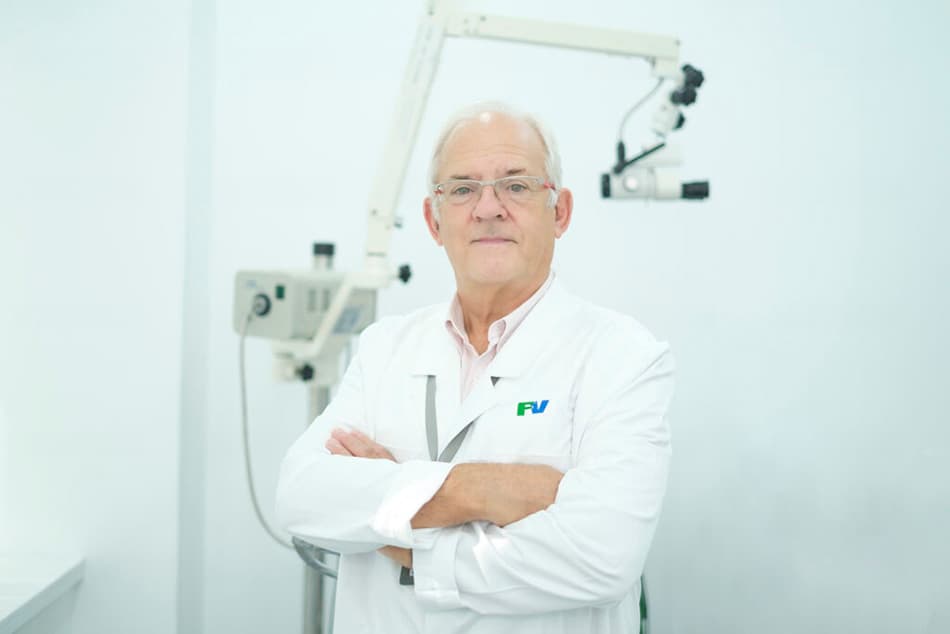 Điều trị bệnh lý tai và phục hồi thính lực cùng TS.BS Bernard Colin – chuyên gia phẫu thuật hàng đầu từ Pháp tại Bệnh viện FV