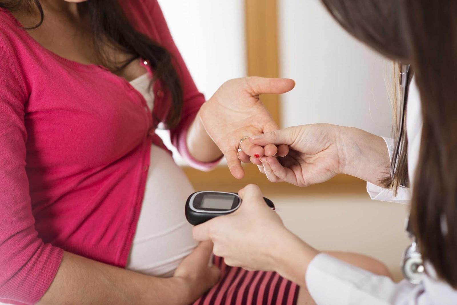 Thời điểm lý tưởng để xét nghiệm tiểu đường thai kỳ theo khuyến cáo của Bộ Y tế - ảnh 1