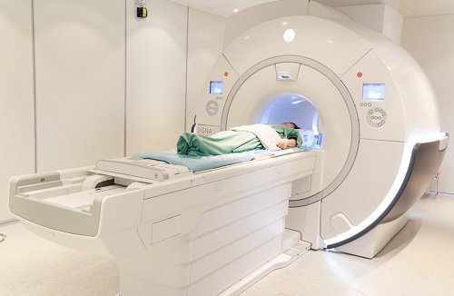 Chụp cộng hưởng từ (MRI) có ích lợi gì?