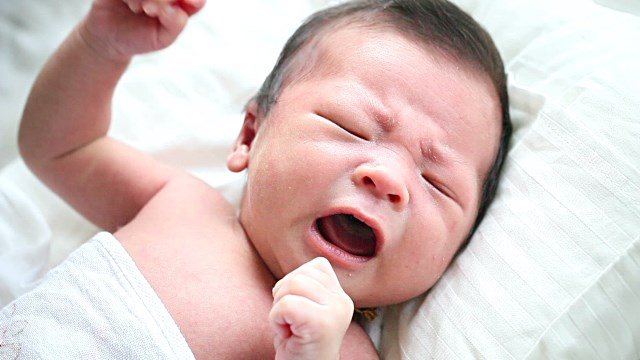 Nhận diện đúng triệu chứng viêm họng ở trẻ sơ sinh - ảnh 2