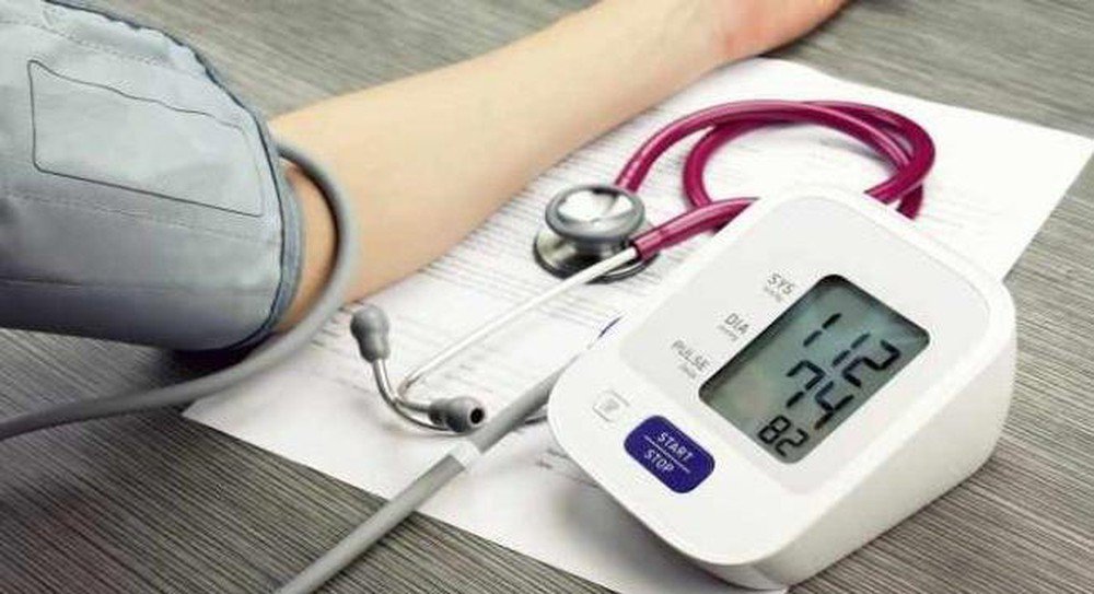 Cách đo huyết áp ở tư thế đúng - ảnh 1