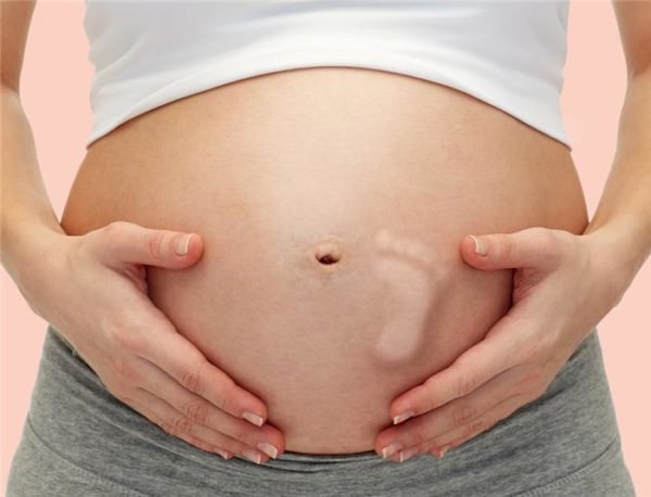 Sự phát triển của thai nhi tuần 19 mẹ bầu cần biết - ảnh 1
