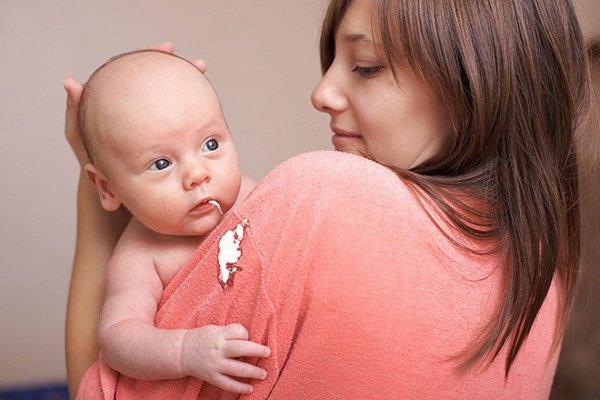 Đặt ống thông dạ dày cho trẻ sơ sinh: Những điều cần biết - ảnh 1