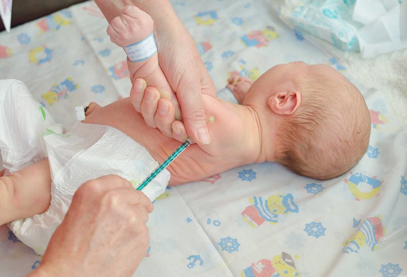 Lịch tiêm vắc xin phòng virus viêm gan B cho trẻ Sinh non có cân nặng dưới 2000 gram