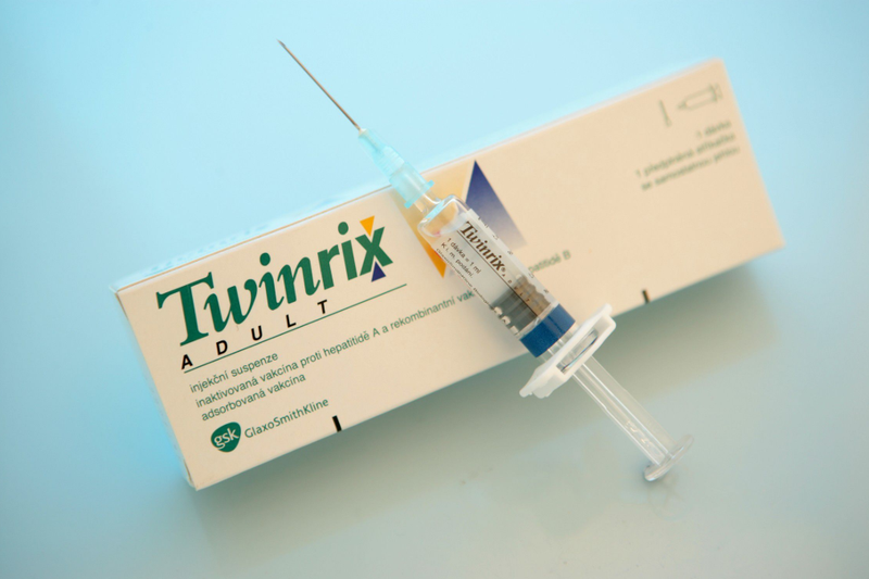 Vắc xin ngừa viêm gan A B Twinrix: Công dụng, liều dùng, tác dụng phụ