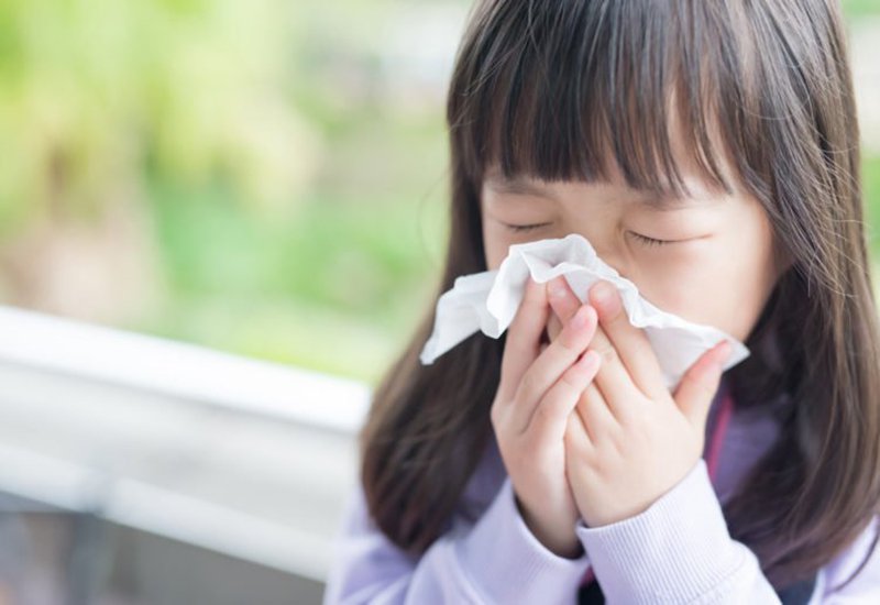 Trẻ bị cúm: Đường lây nhiễm, triệu chứng, điều trị và Cách chăm sóc