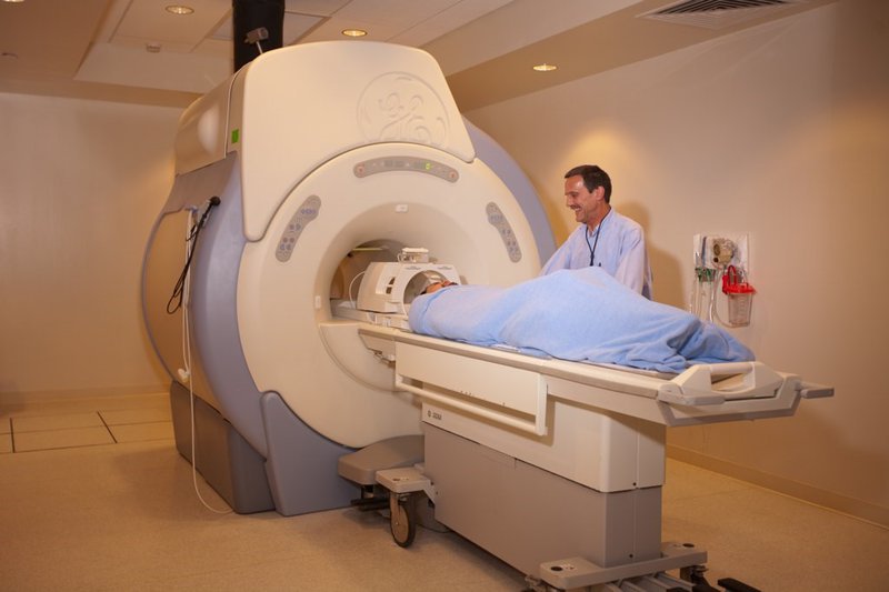 Chụp cộng hưởng từ (MRI) động mạch chủ ngực: Những điều cần biết - ảnh 1