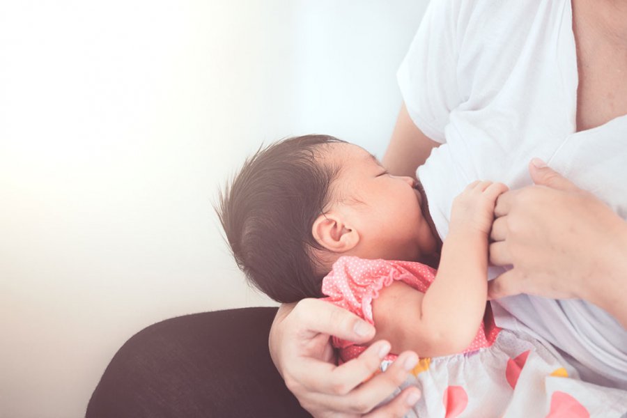 Trẻ sơ sinh nôn trớ sau khi bú: Nguyên nhân và cách khắc phục - ảnh 2