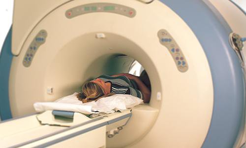 Chụp cộng hưởng (MRI) sử dụng điều gì để tạo ra hình ảnh? - ảnh 3